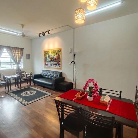 Anggerik Camelia Homestay Apartment Ladang Tok Pelam กัวลาตรังกานู ภายนอก รูปภาพ